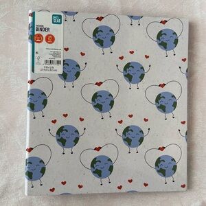 Pen+Gear Fashion 3-Ring Binder featuring a smiling Earth planet pattern